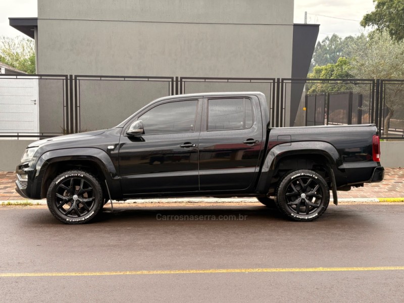 AMAROK 2.0 HIGHLINE 4X4 CD 16V TURBO INTERCOOLER DIESEL 4P AUTOMÁTICO - 2020 - ESTâNCIA VELHA