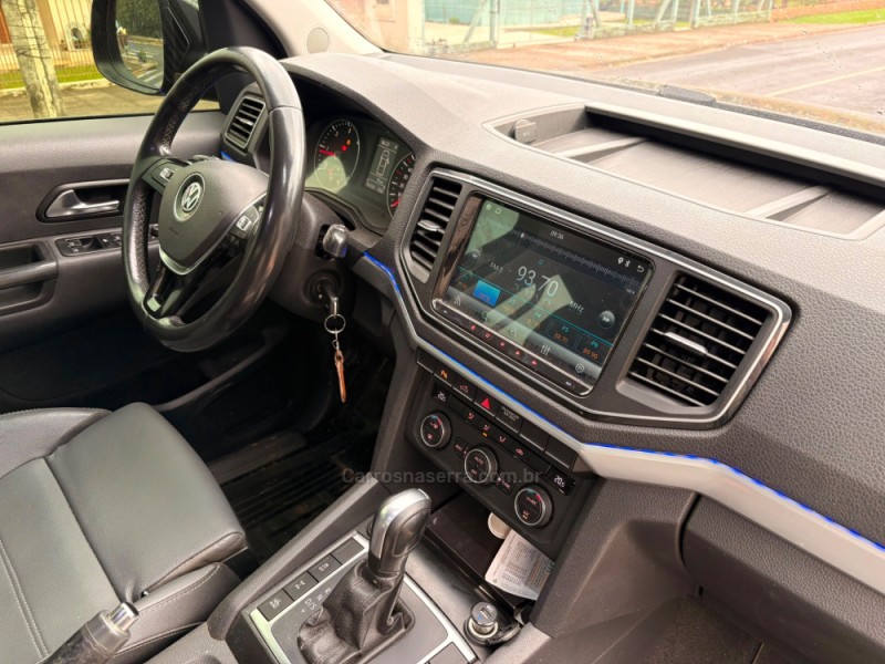AMAROK 2.0 HIGHLINE 4X4 CD 16V TURBO INTERCOOLER DIESEL 4P AUTOMÁTICO - 2020 - ESTâNCIA VELHA