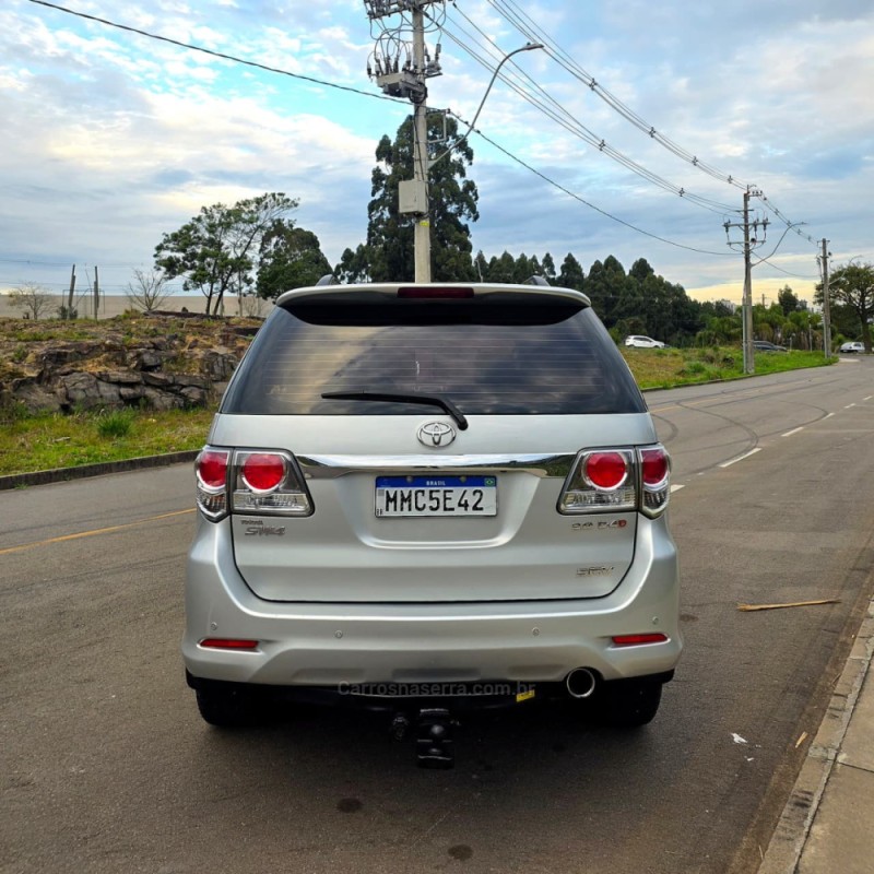 HILUX SW4 3.0 SRV 4X4 16V TURBO INTERCOOLER DIESEL 4P AUTOMÁTICO - 2014 - CAXIAS DO SUL
