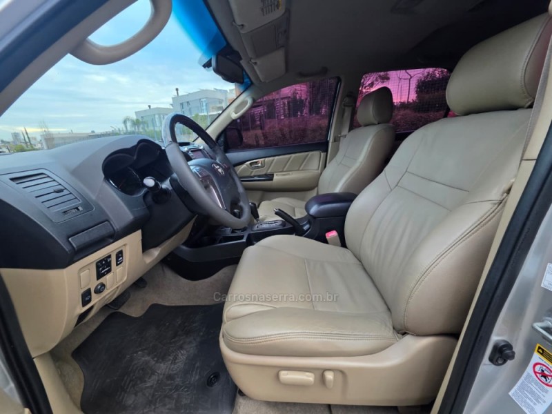 HILUX SW4 3.0 SRV 4X4 16V TURBO INTERCOOLER DIESEL 4P AUTOMÁTICO - 2014 - CAXIAS DO SUL