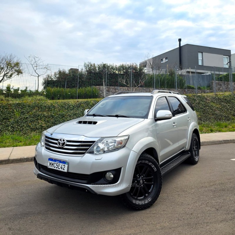 hilux sw4 3.0 srv 4x4 16v turbo intercooler diesel 4p automatico 2014 caxias do sul