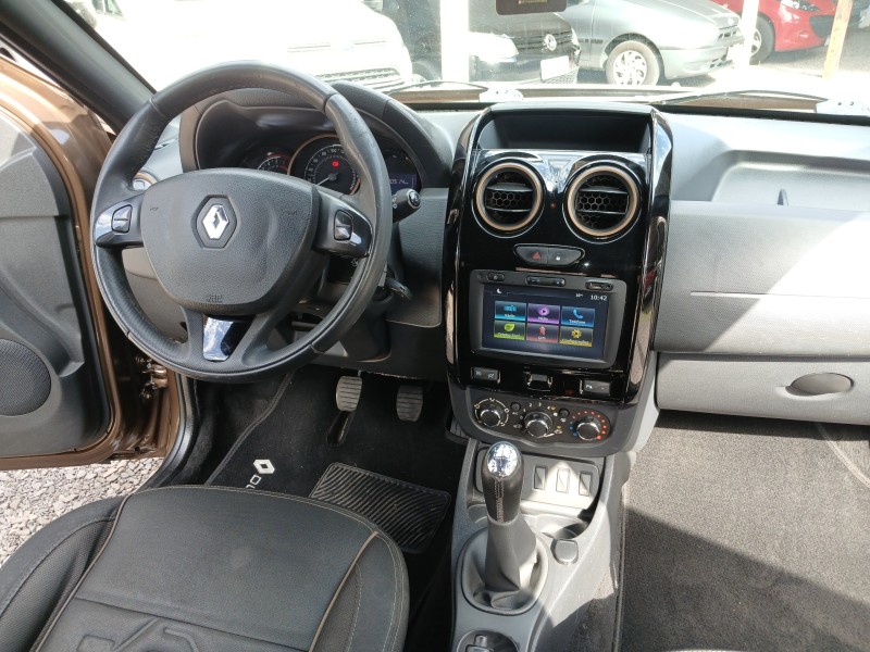 DUSTER 1.6 DYNAMIQUE 4X2 16V FLEX 4P MANUAL - 2016 - CAXIAS DO SUL