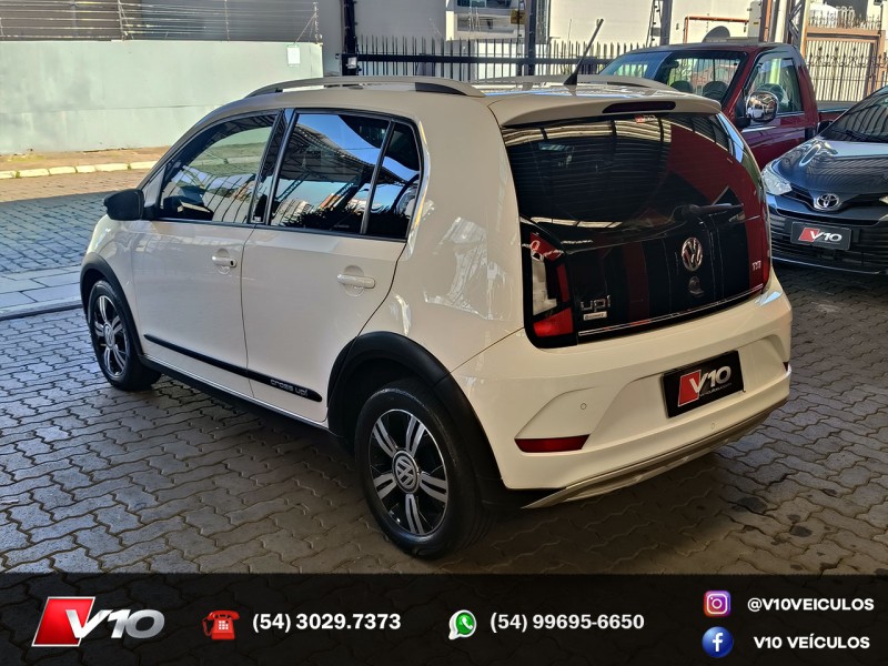 UP 1.0 TSI CROSS 12V FLEX 4P MANUAL - 2018 - CAXIAS DO SUL