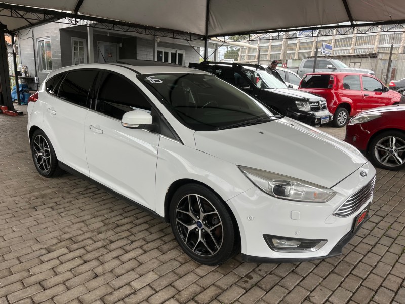 FOCUS 2.0 TITANIUM PLUS 16V FLEX 4P AUTOMÁTICO - 2016 - CAXIAS DO SUL