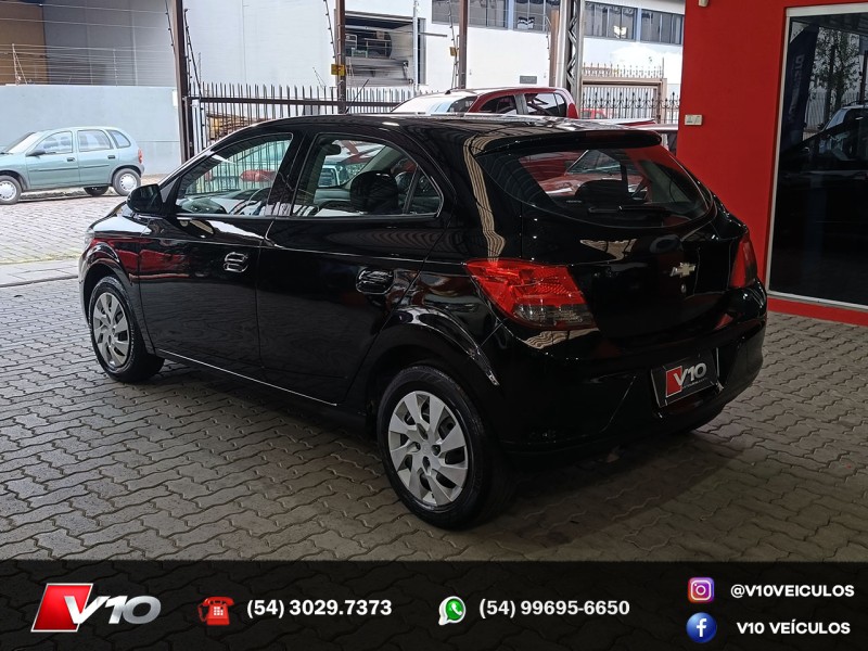 ONIX 1.4 MPFI LT 8V FLEX 4P MANUAL - 2014 - CAXIAS DO SUL