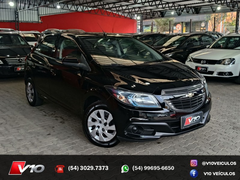 ONIX 1.4 MPFI LT 8V FLEX 4P MANUAL - 2014 - CAXIAS DO SUL