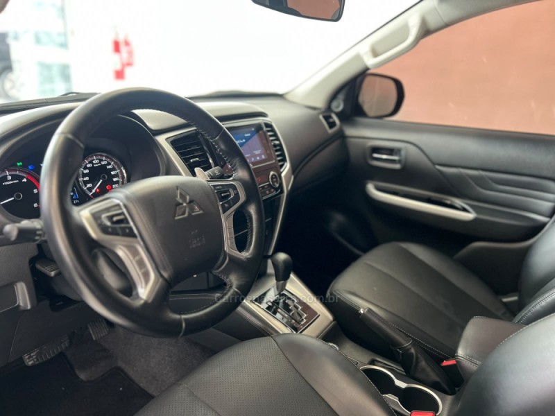 L200 TRITON 2.4 16V TURBO DIESEL SPORT HPE CD 4P 4X4 AUTOMÁTICO - 2023 - BENTO GONçALVES