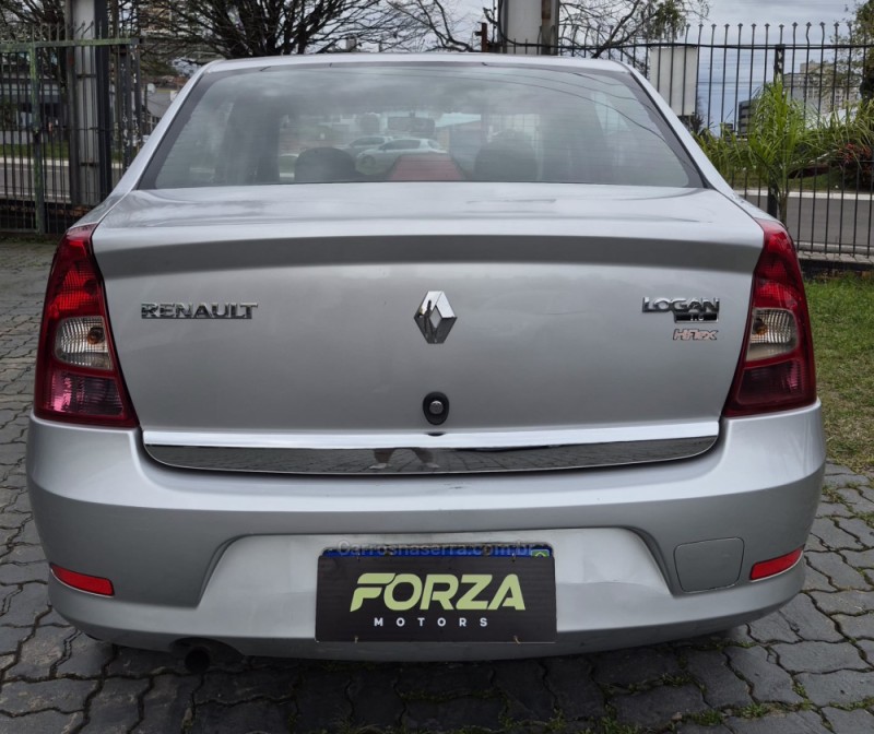 LOGAN 1.6 EXPRESSION 16V FLEX 4P MANUAL - 2011 - CAXIAS DO SUL