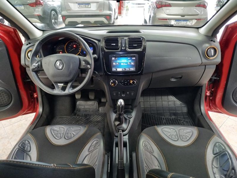 SANDERO 1.6 STEPWAY 8V FLEX 4P MANUAL - 2015 - CAXIAS DO SUL