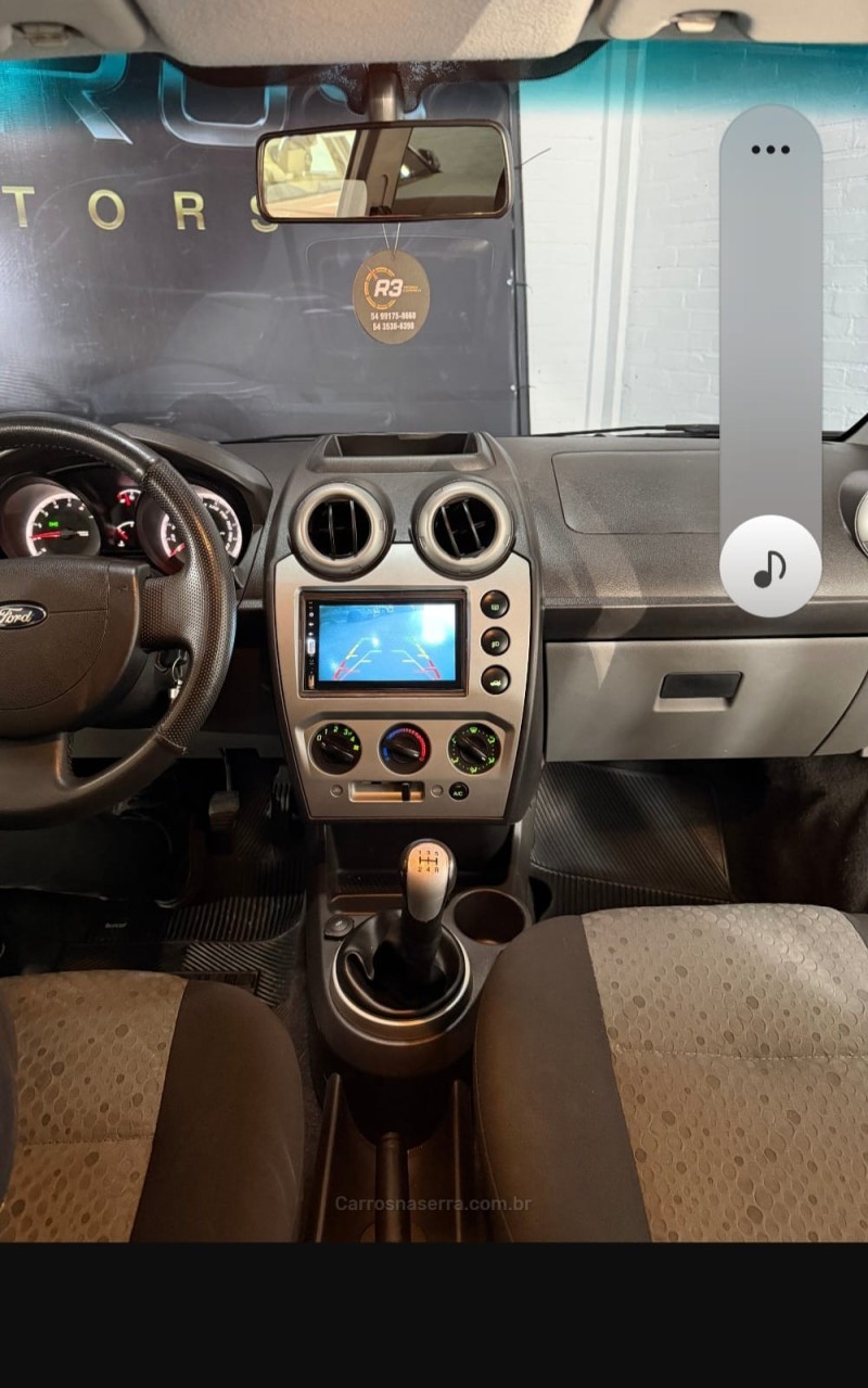 FIESTA 1.6 MPI CLASS HATCH 8V FLEX 4P MANUAL - 2014 - CAXIAS DO SUL