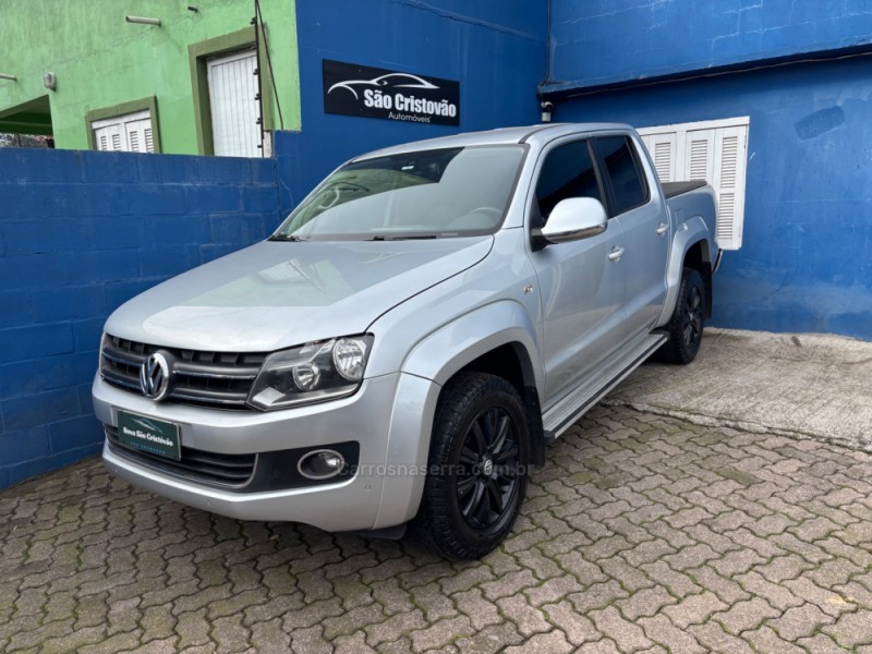 amarok 2.0 highline 4x4 cd 16v turbo intercooler diesel 4p automatico 2014 caxias do sul