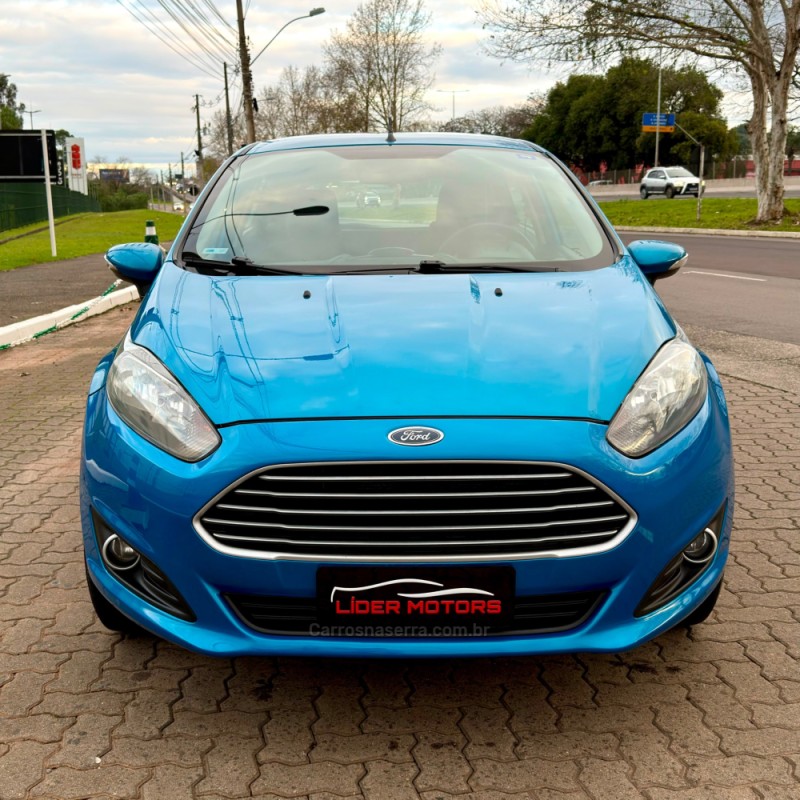 FIESTA 1.6 SE HATCH 16V FLEX 4P MANUAL - 2016 - ESTâNCIA VELHA