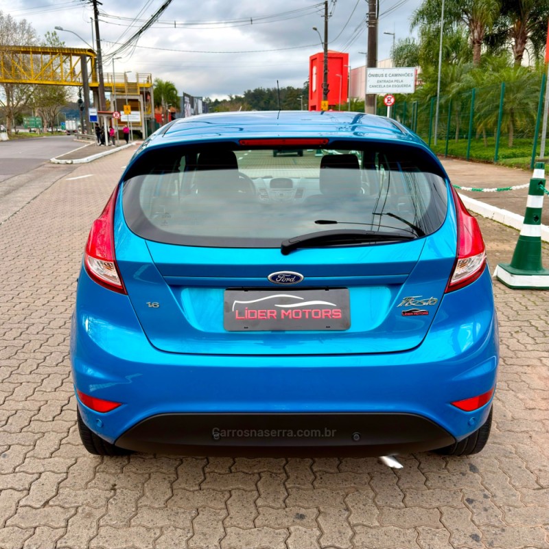 FIESTA 1.6 SE HATCH 16V FLEX 4P MANUAL - 2016 - ESTâNCIA VELHA
