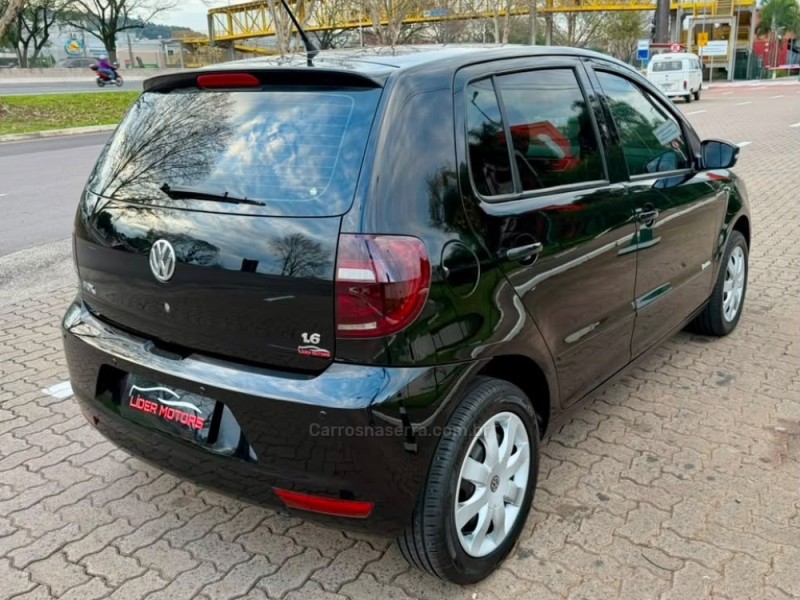 FOX 1.6 MI ITREND 8V FLEX 4P MANUAL - 2013 - ESTâNCIA VELHA