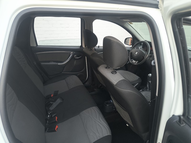 DUSTER 1.6 DYNAMIQUE 4X2 16V FLEX 4P MANUAL - 2015 - CAXIAS DO SUL