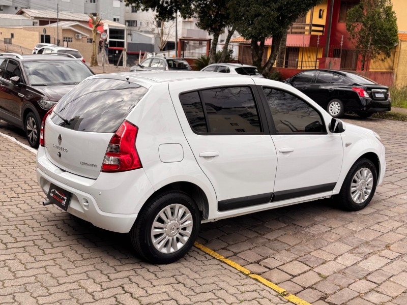 SANDERO 1.6 PRIVILÉGE 16V FLEX 4P AUTOMÁTICO - 2012 - CAXIAS DO SUL