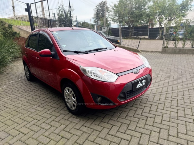 FIESTA 1.6 MPI CLASS SEDAN 8V FLEX 4P MANUAL - 2011 - FARROUPILHA