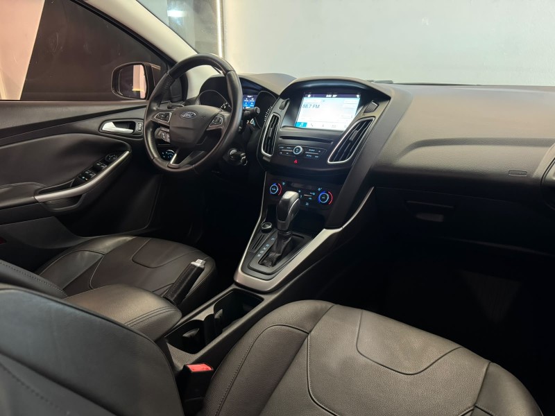 FOCUS 2.0 SE 16V FLEX 4P AUTOMÁTICO - 2018 - ESTâNCIA VELHA