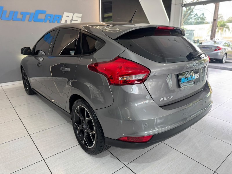 FOCUS 2.0 SE 16V FLEX 4P AUTOMÁTICO - 2018 - ESTâNCIA VELHA