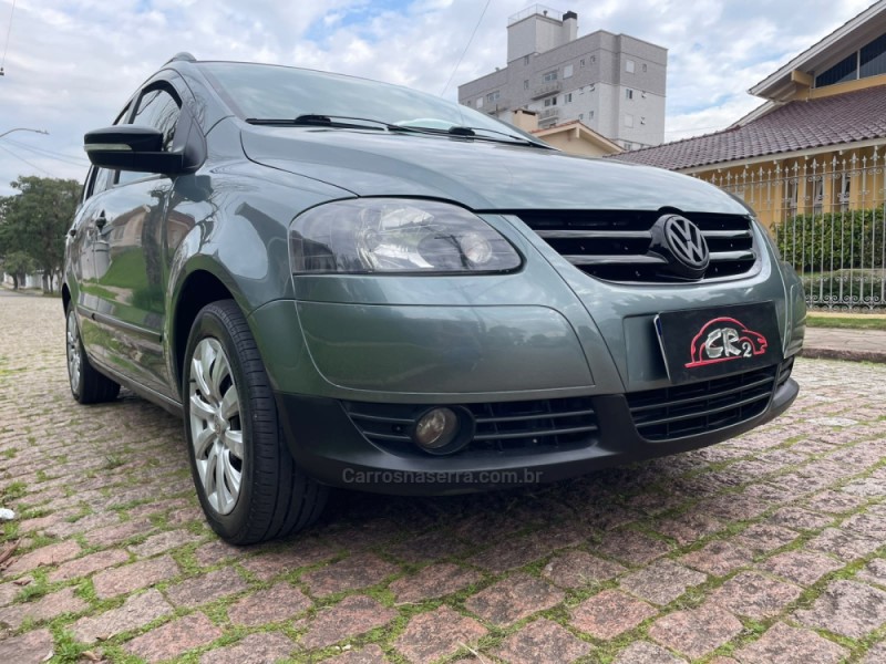 SPACEFOX 1.6 MI TREND 8V FLEX 4P MANUAL - 2009 - PORTO ALEGRE