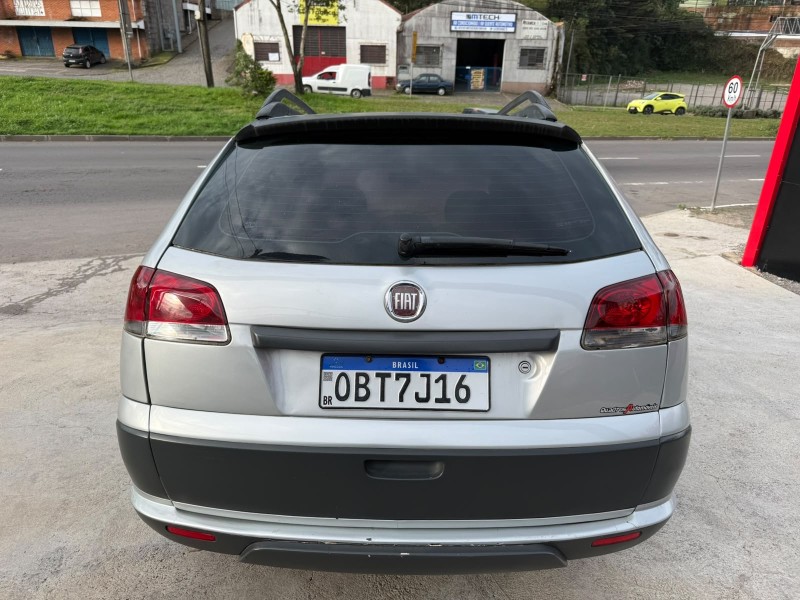 PALIO 1.6 TREKKING WEEKEND 16V FLEX 4P MANUAL - 2012 - CAXIAS DO SUL