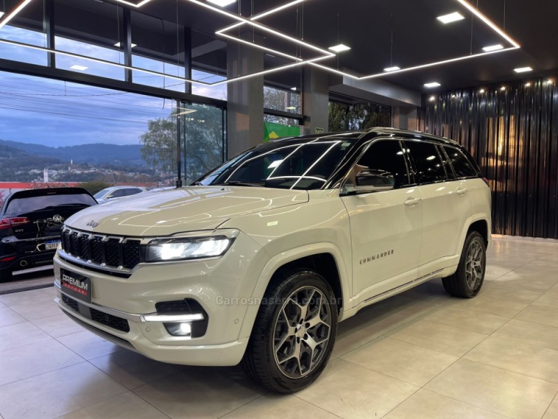 COMMANDER 2.0 OVERLAND TD380 4X4 TURBO DIESEL 4P AUTOMÁTICO - 2023 - DOIS IRMãOS