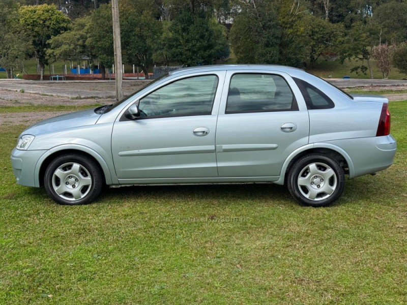 CORSA 1.4 MPFI PREMIUM SEDAN 8V FLEX 4P MANUAL - 2009 - CAXIAS DO SUL