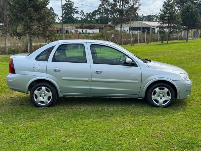 CORSA 1.4 MPFI PREMIUM SEDAN 8V FLEX 4P MANUAL - 2009 - CAXIAS DO SUL