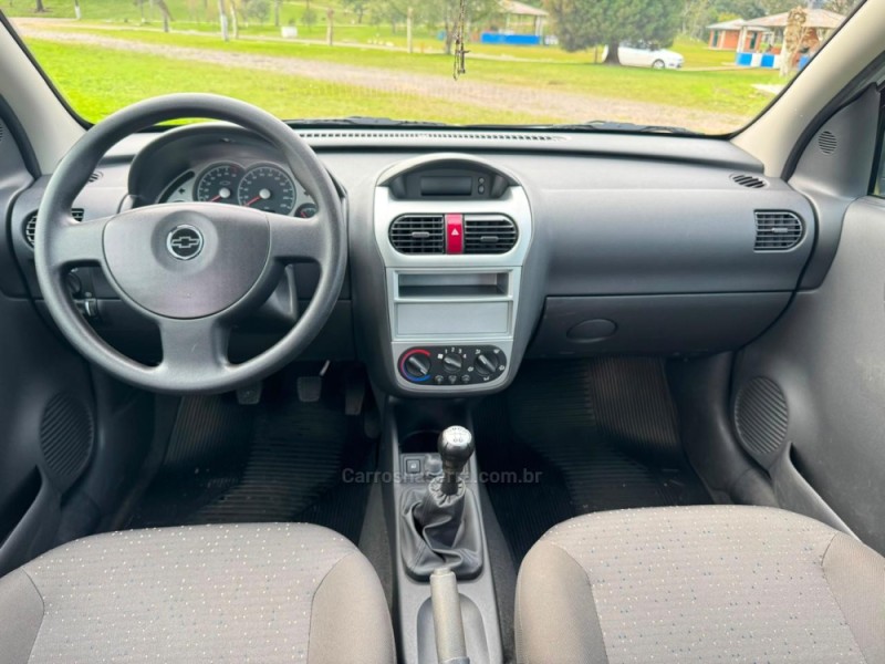 CORSA 1.4 MPFI PREMIUM SEDAN 8V FLEX 4P MANUAL - 2009 - CAXIAS DO SUL