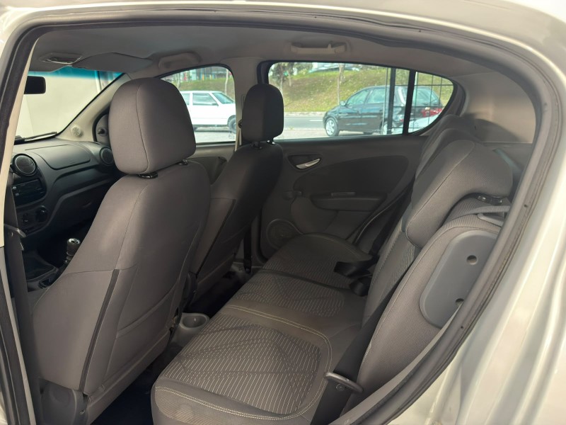 PALIO 1.0 MPI ATTRACTIVE ITÁLIA 8V FLEX 4P MANUAL - 2012 - CAXIAS DO SUL