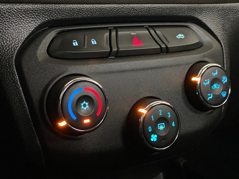 PRISMA 1.4 MPFI LTZ 8V FLEX 4P MANUAL - 2017 - CAXIAS DO SUL