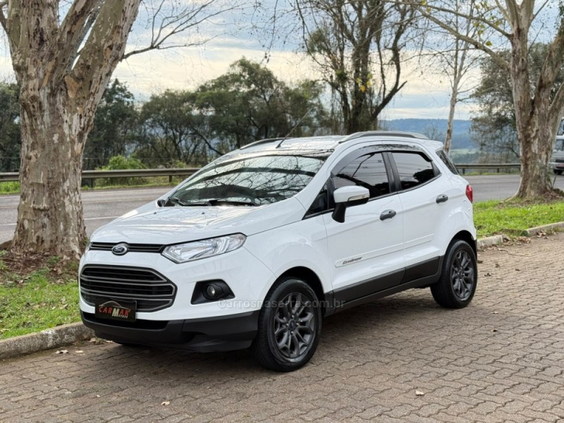ECOSPORT 1.6 FREESTYLE 16V FLEX 4P MANUAL - 2015 - DOIS IRMãOS