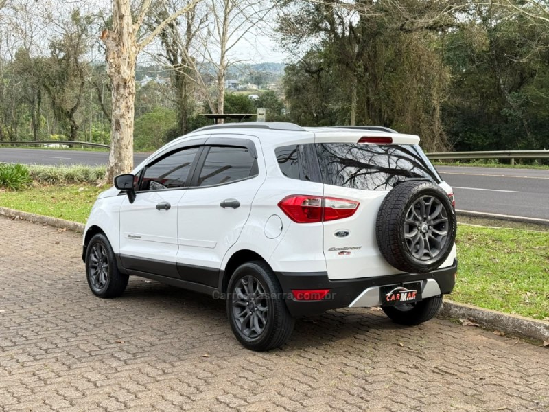 ECOSPORT 1.6 FREESTYLE 16V FLEX 4P MANUAL - 2015 - DOIS IRMãOS