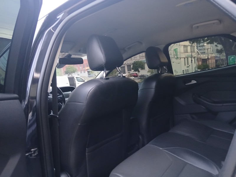 FOCUS 2.0 SE 16V FLEX 4P AUTOMÁTICO - 2017 - CAXIAS DO SUL