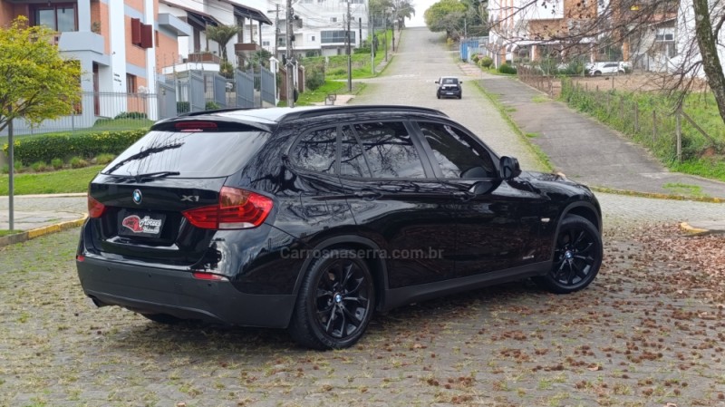 X1 2.0 18I S-DRIVE 4X2 16V GASOLINA 4P AUTOMÁTICO - 2011 - CAXIAS DO SUL