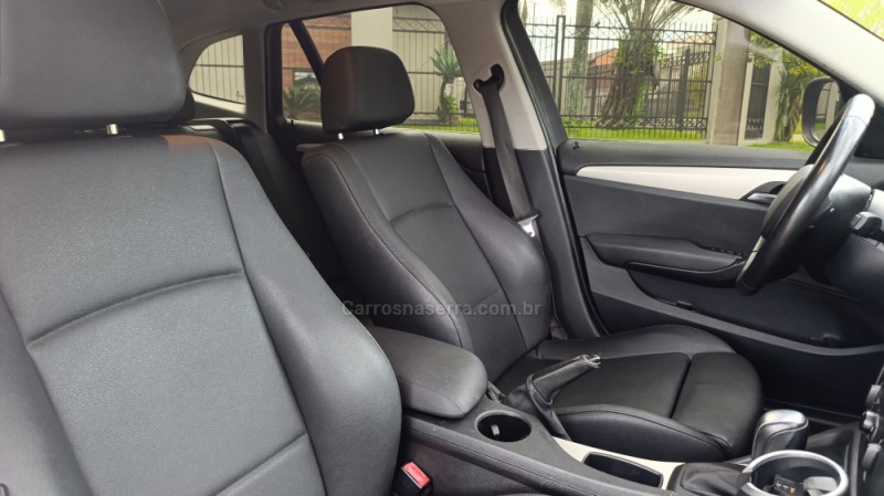 X1 2.0 18I S-DRIVE 4X2 16V GASOLINA 4P AUTOMÁTICO - 2011 - CAXIAS DO SUL