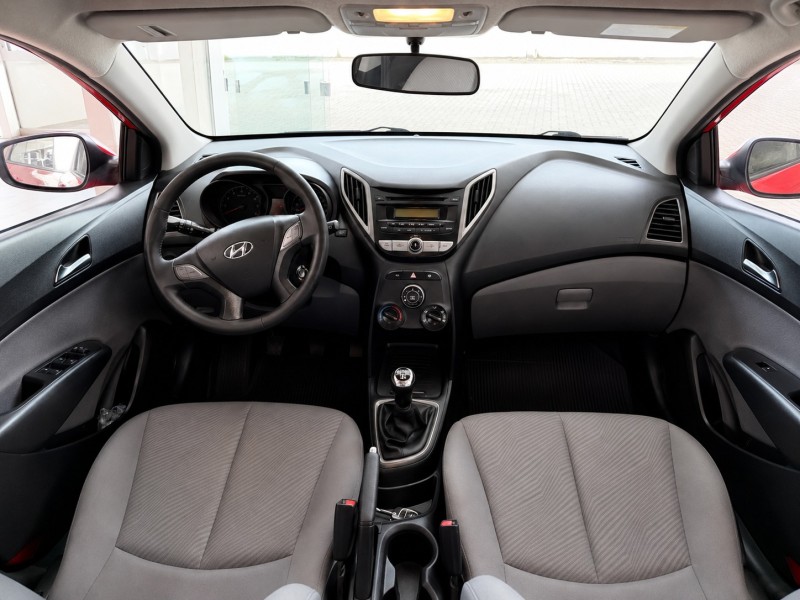 HB20 1.6 PREMIUM 16V FLEX 4P MANUAL - 2013 - FARROUPILHA