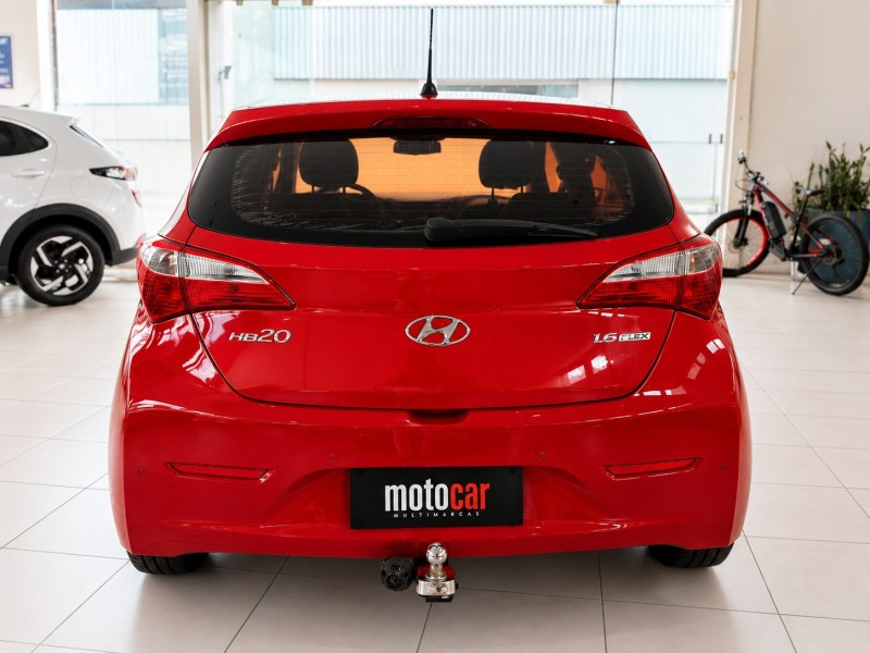HB20 1.6 PREMIUM 16V FLEX 4P MANUAL - 2013 - FARROUPILHA