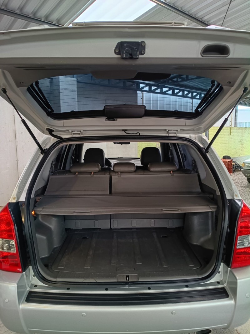 TUCSON 2.0 MPFI GLS 16V 143CV 2WD GASOLINA 4P AUTOMÁTICO - 2011 - CAXIAS DO SUL