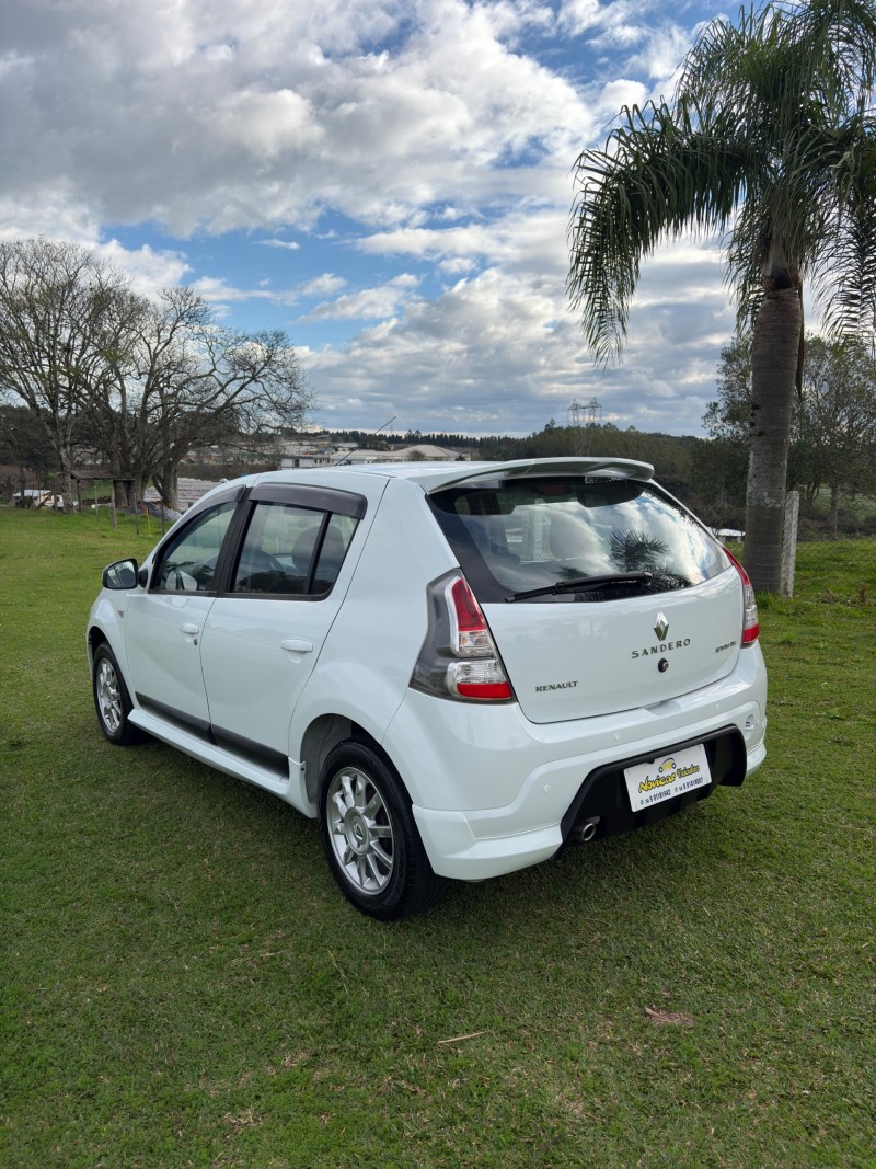 SANDERO 1.6 PRIVILÉGE 16V FLEX 4P AUTOMÁTICO - 2014 - FARROUPILHA