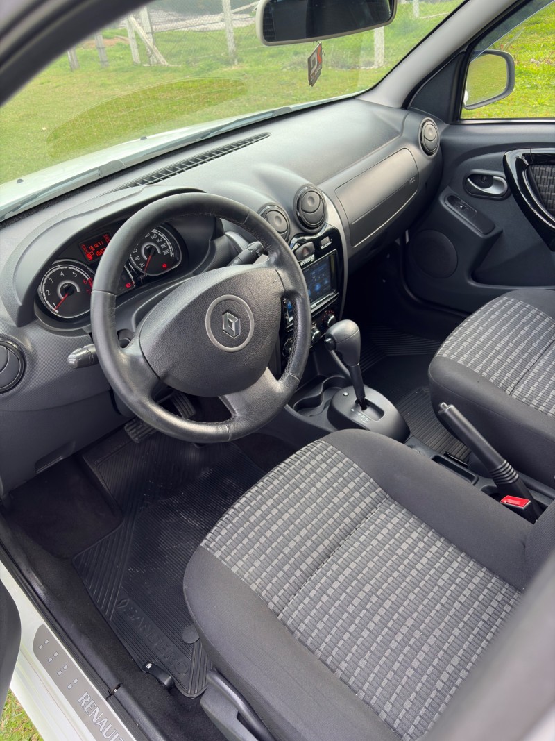 SANDERO 1.6 PRIVILÉGE 16V FLEX 4P AUTOMÁTICO - 2014 - FARROUPILHA