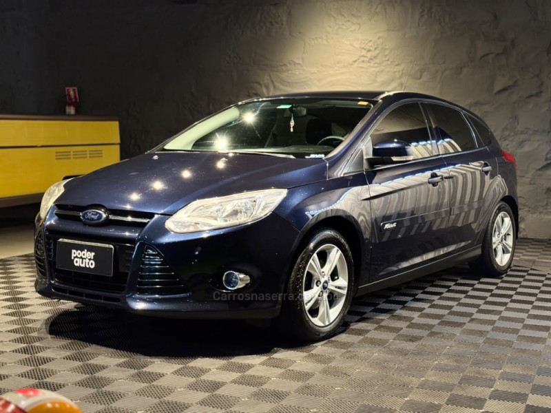 FOCUS 1.6 S 16V FLEX 4P MANUAL - 2015 - FARROUPILHA