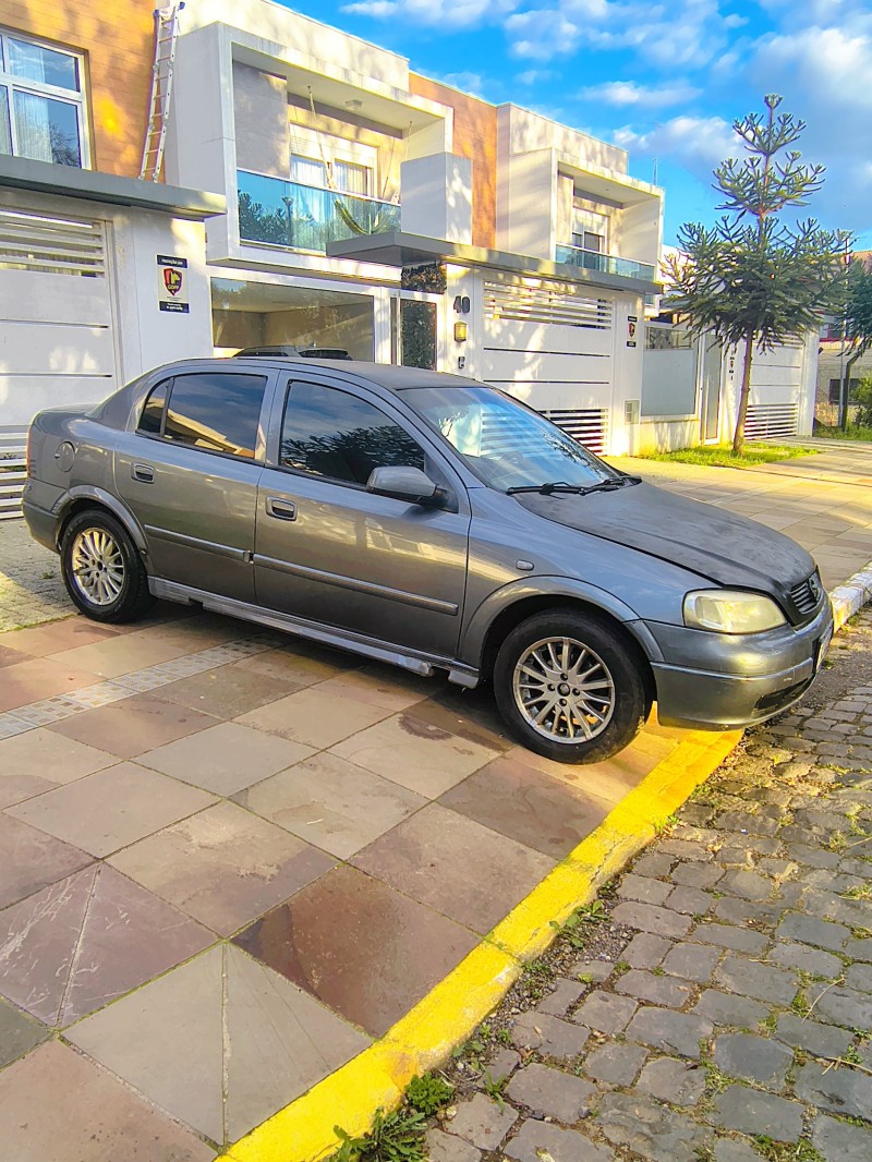 astra 1.8 mpfi millenium ii sedan 8v gasolina 4p manual 2001 farroupilha