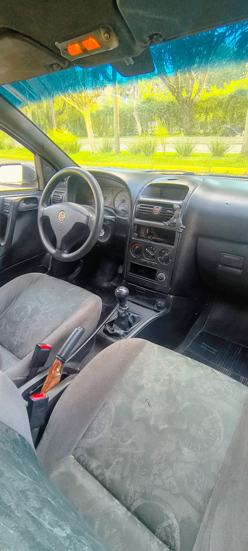 ASTRA 1.8 MPFI MILLENIUM II SEDAN 8V GASOLINA 4P MANUAL - 2001 - FARROUPILHA