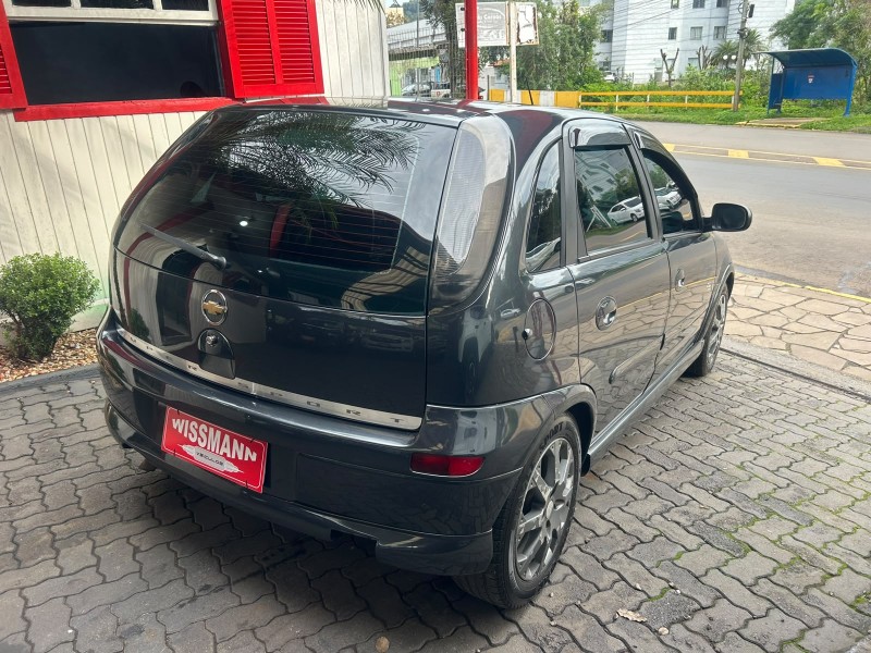 CORSA 1.8 MPFI SS 8V FLEX 4P MANUAL - 2009 - TRêS COROAS
