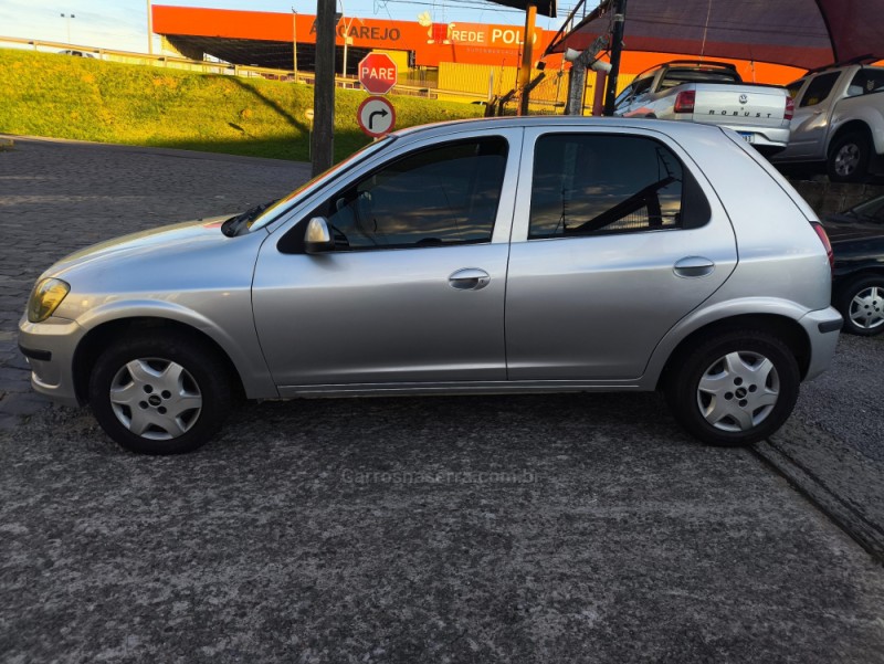 CELTA 1.0 MPFI LT 8V FLEX 4P MANUAL - 2013 - FARROUPILHA