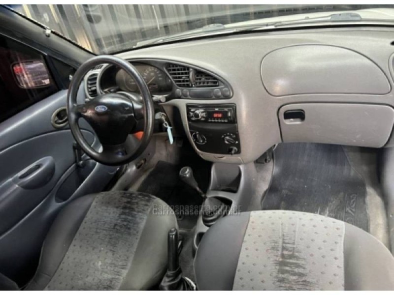 COURIER 1.6 MPI L 8V GASOLINA 2P MANUAL - 2005 - CAXIAS DO SUL