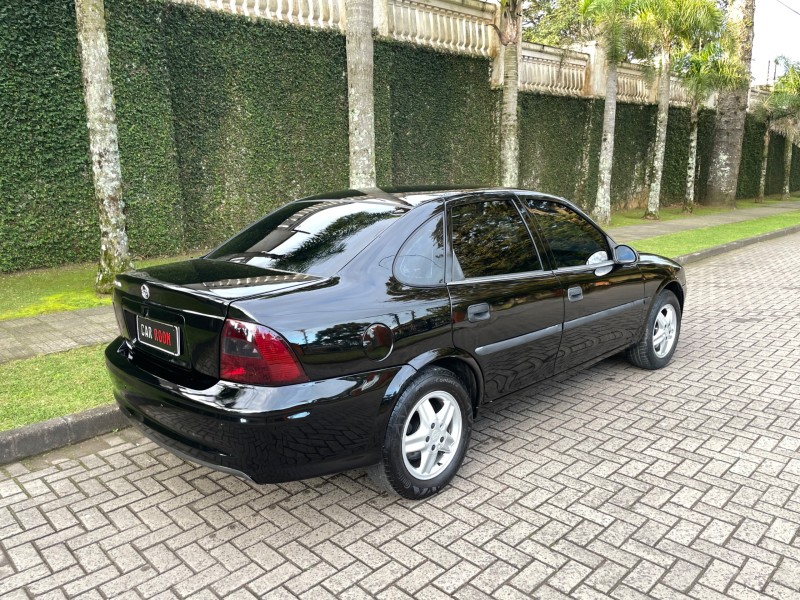 VECTRA 2.2 SFI GLS 16V GASOLINA 4P MANUAL - 2000 - CAXIAS DO SUL