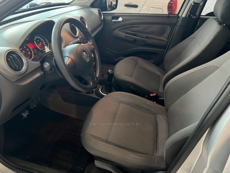 VOYAGE 1.6 MI COMFORTLINE 8V FLEX 4P MANUAL - 2013 - CAXIAS DO SUL