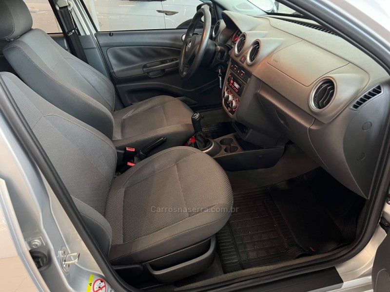 VOYAGE 1.6 MI COMFORTLINE 8V FLEX 4P MANUAL - 2013 - CAXIAS DO SUL